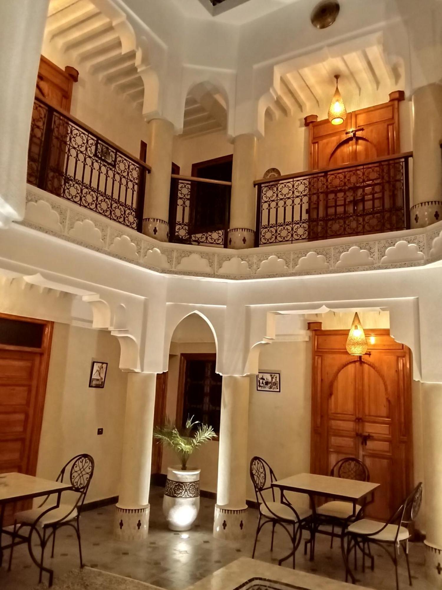 Riad Orient Palace مراكش المظهر الخارجي الصورة